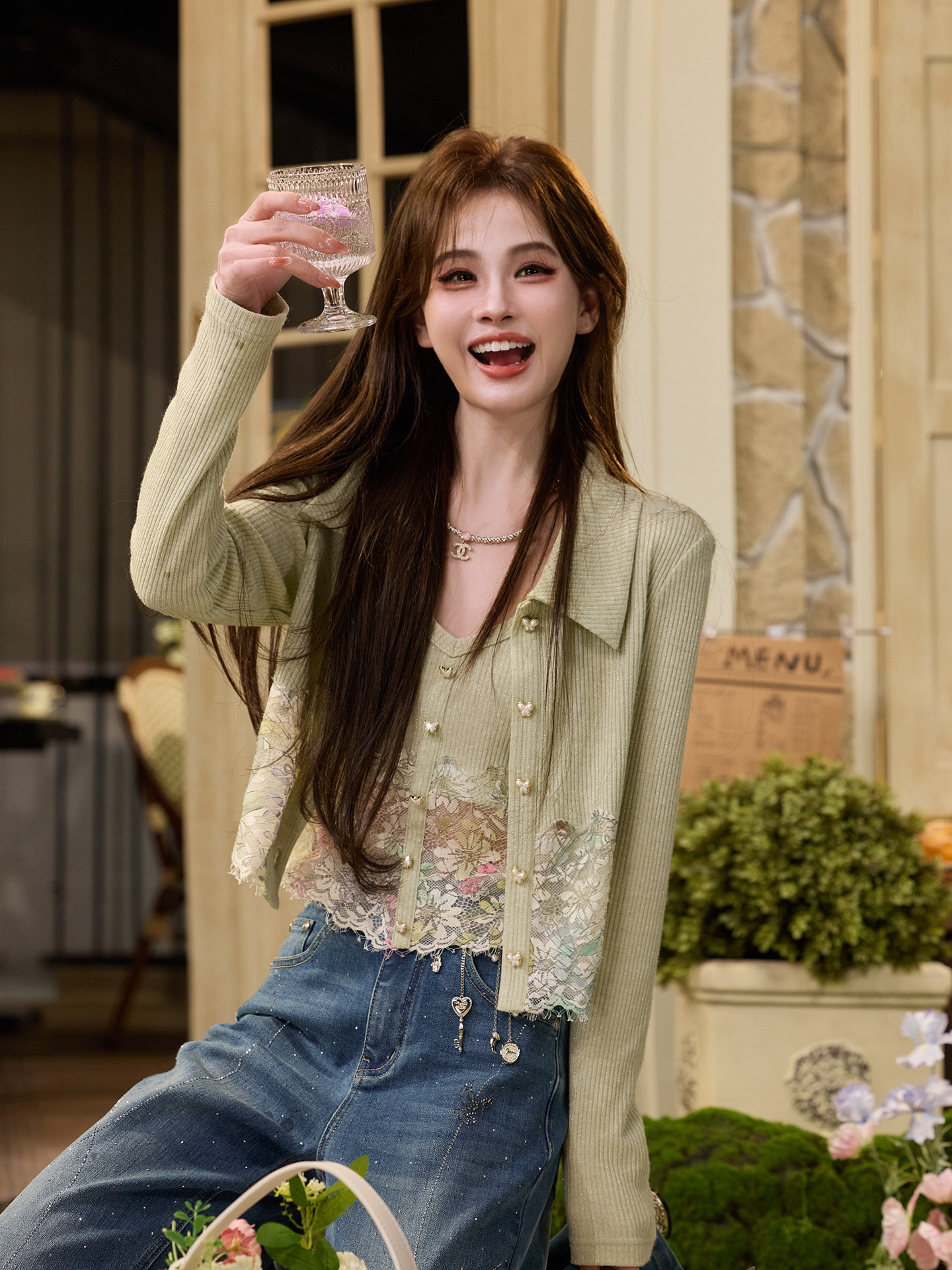 삼키기 tunt 봄 여름 봄날 잔치 분위기 센스 아름다움 꽃무늬 레이스 조각 오픈 가디건