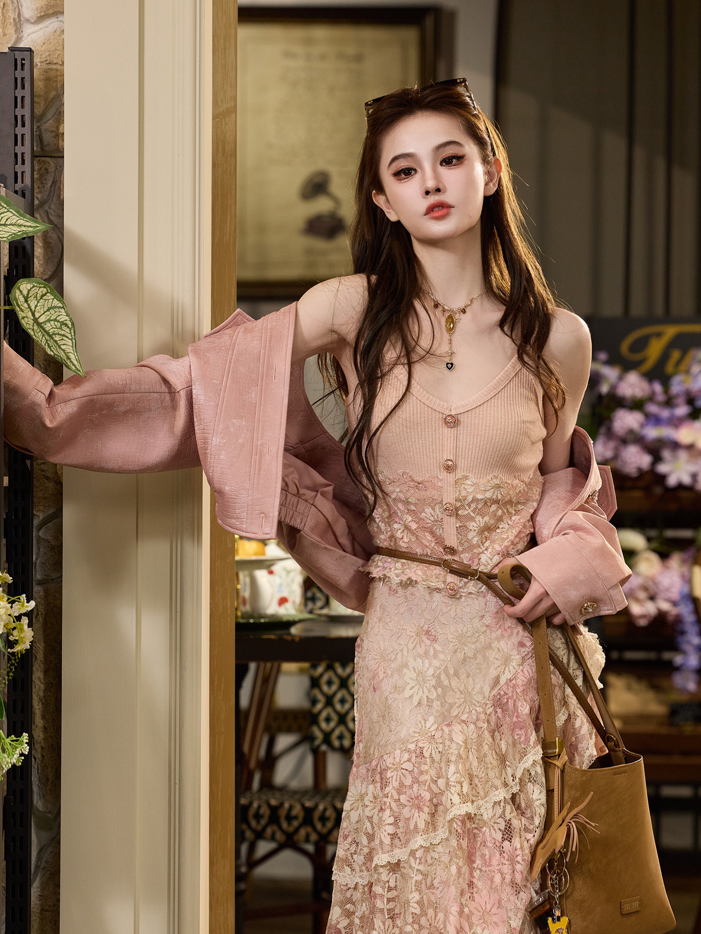 삼키기 tunt 봄 여름 봄날 잔치 작은 청신 색조 꽃무늬 레이스 조각 슬립