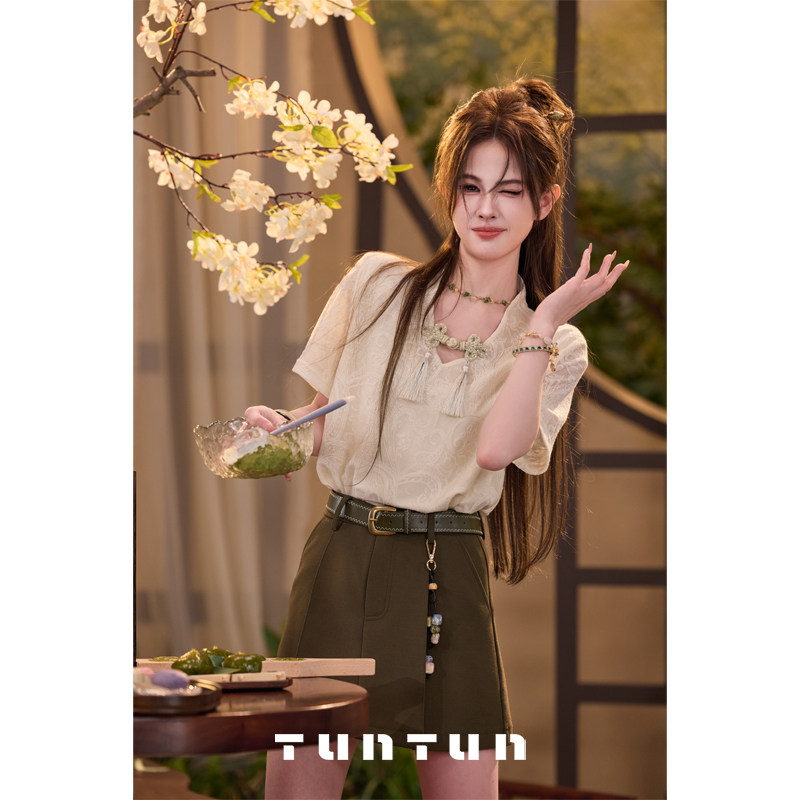 삼키기 tunt 봄 여름 동양의 매듭 국풍 예술 진주 단추 V넥 자카드 니트 반팔 티셔츠