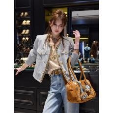 批发吞吞TUNTUN秋冬【晴空之外】精致小香风 编织圆领仿牛仔皮<b class='q'>衣外套</b>