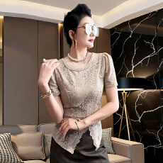 批发韩系蕾丝钩花圆领订珍珠短袖不规则开叉上衣女夏洋气<b class='q'>修身</b>显瘦打底