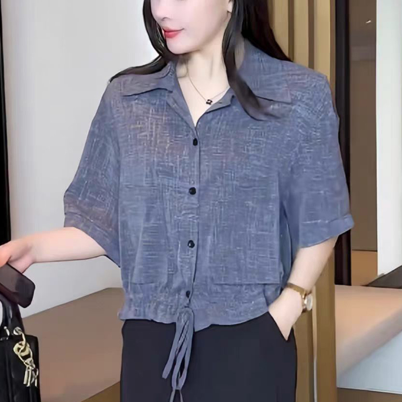 2026 년 여름 드레스 새로운 프린트 셔츠 루즈핏 표지 배 맨위 캐주얼 패션 외국 가스 슬림해 보이는 연령 감소 셔츠 여성