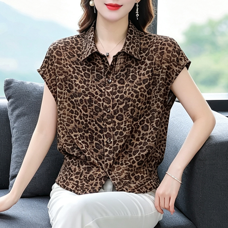 재고 있음 2026 여름 드레스 새로운 폴로 칼라 반팔 셔츠 캐주얼 작은 셔츠 루즈핏 표지 배 맨위 영 엄마 오픈 가디건