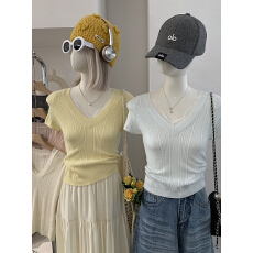 批发十三行春季新款纯欲风蕾丝拼接V领修身显瘦百搭短袖针织上衣女