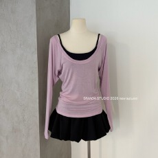 批发26早秋上新松弛感<b class='q'>吊带</b><b class='q'>背心</b>+纯色罩衫小衫套装