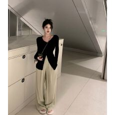 批发百褶条】韩国东大门超火黑色v领<b class='q'>开衫</b>设计感小众长袖修身显瘦上衣