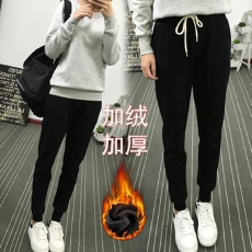 批发女韩版加绒加厚束脚休闲运动裤长裤宽松舒适保暖<b class='q'>哈伦裤</b>女裤秋冬季