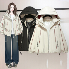 批发大码女装新款冲锋衣<b class='q'>外套</b>开衫连帽上衣胖MM200斤春装<b class='q'>长袖</b>学院风
