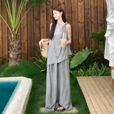 批发实拍实价~松驰穿搭一整套新款不规则无袖<b class='q'>上衣</b>阔腿<b class='q'>裤</b><b class='q'>两件套</b>