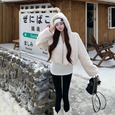 批发实拍实价~ 羊羔毛白色羽绒服女冬短款小个子加厚外套面包服