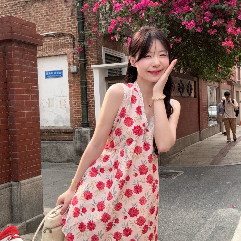 실사 정가 색상 꽃무늬 V넥 행침 목 드레스 여름 휴가 바람 허리 수축 슬림해 보이는 미니 스커트