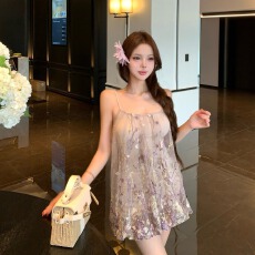 批发实拍~很辣落花涟漪独特别致设计感灰色吊带裙女<b class='q'>连衣裙</b>