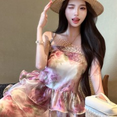 批发实拍实价~ 海边穿搭无袖<b class='q'>碎花</b>吊带连衣裙女夏日绝美不撞款裙子