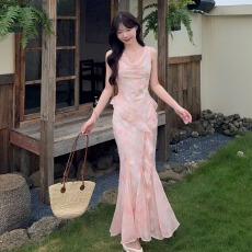 批发实拍实价~花涧人鱼 吊带碎花裙长裙修身<b class='q'>连衣裙</b>斜裁鱼尾裙
