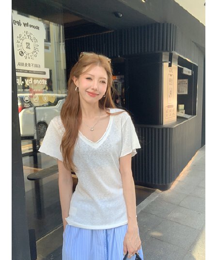 실사 정가 여름 한국 스타일 품격 V넥 얇은 스타일 루즈핏 다용도 슬림해 보이는 눈꽃 면 반팔 티셔츠 맨위 여성