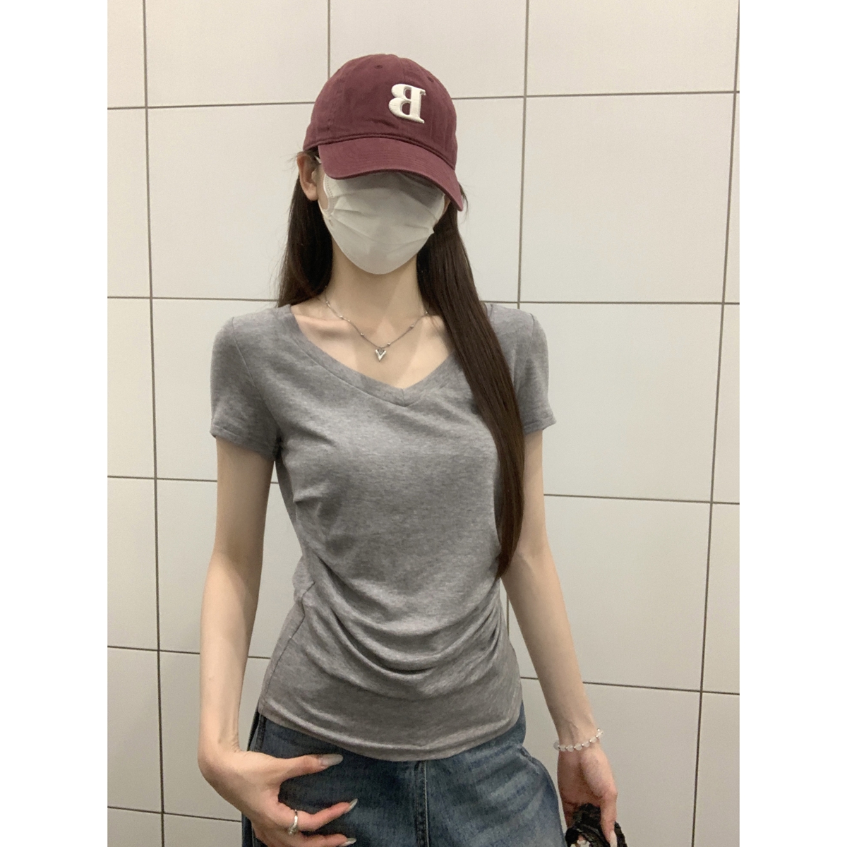 실사 정가 여름 한국 스타일 품격 몸매 가꾸기 핫걸 V넥 주름 허리 수축 라이 경기 서울 반팔 티셔츠 맨위 여성