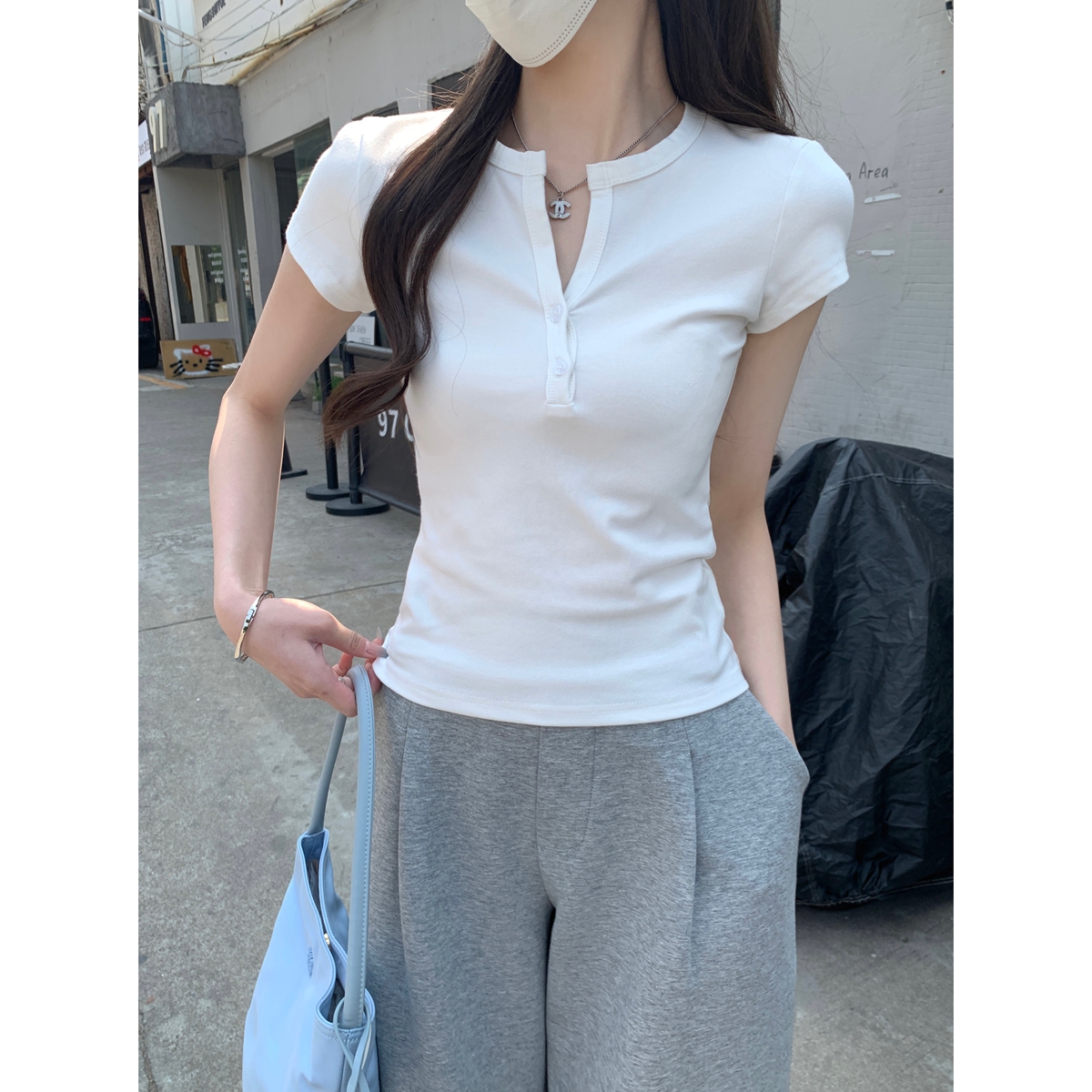 RY70136# 春夏韩版新款气质半开领纽扣设计修身正肩短袖T恤上衣女