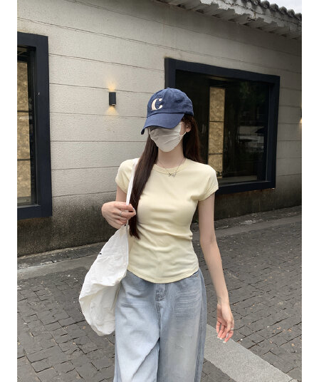 실사 정가 여름 한국 스타일 라운드 넥 몸매 가꾸기 미니멀리즘 다용도 품격 가을 어깨 소매 사탕 색상 반팔 티셔츠 맨위