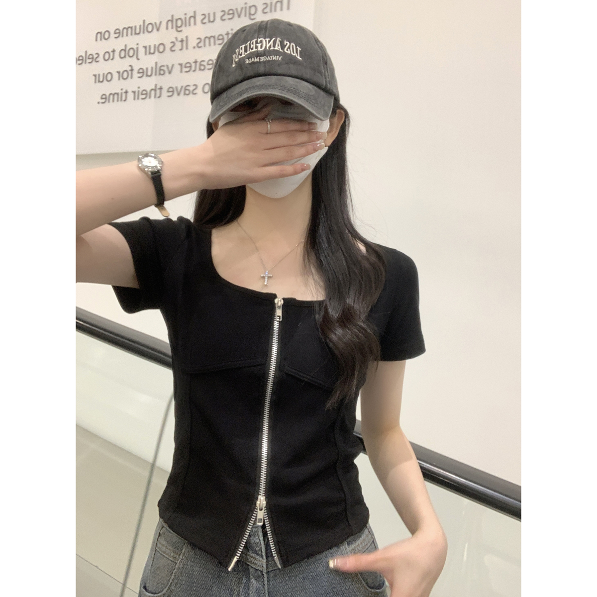 실사 정가 여름 한국 스타일 디자인 센스 더블 지퍼 몸매 가꾸기 허리 수축 슬림해 보이는 광장 칼라 오픈 가디건 반팔 티셔츠 맨위