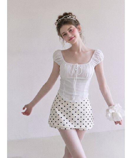 여름 달콤함 연령 감소 소녀 바람 레이스 거품 소매 광장 칼라 반팔 티셔츠 여성 몸매 가꾸기 오프숄더 슬림해 보이는 맨위