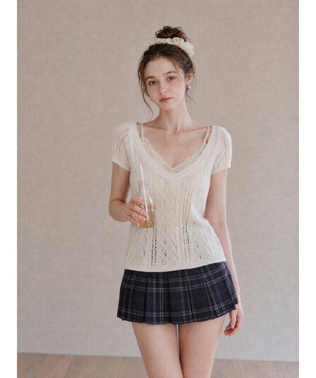 여름 새로운 프랑스식 부드러운 바람 홀로우 아웃 V넥 반팔 니트 스웨터 여성 디자인 센스 마이크로 ~을 통해 순수한 욕망 몸매 가꾸기 맨위