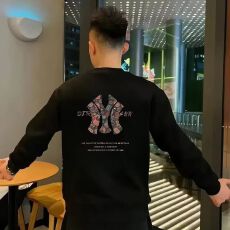 批发印花秋<b class='q'>冬</b>卫衣男士春秋<b class='q'>冬</b>韩版新款圆领宽松打底上衣港风潮流长袖