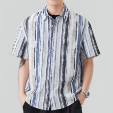 批发痞帅<b class='q'>男</b>士宽松短袖衬衫条纹休闲潮牌时尚青年衬衣复古港风夏季上衣
