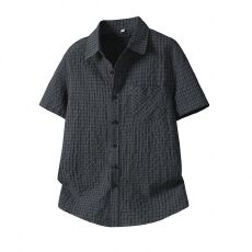 批发夏季薄款<b class='q'>格子</b>口袋青年男短袖衬<b class='q'>衫</b>商务休闲时尚百搭衬<b class='q'>衣</b>男装上衣