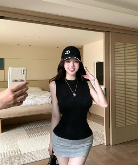 실사 정가 조끼 여름 검정색 니트 터틀넥 고급 센스 chic Chic 오프숄더 한 부서 민소매 맨위