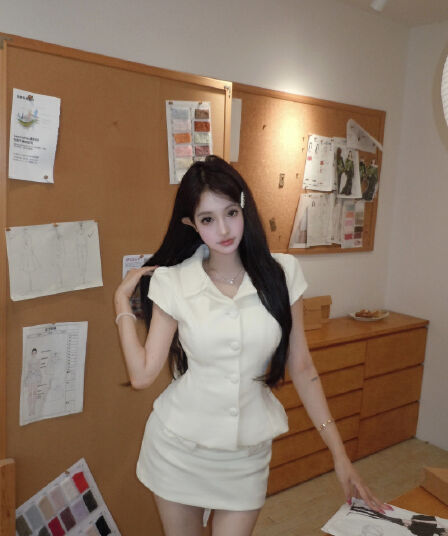 정가 실사 작은 샤넬 스타일 폴로 칼라 허리 수축 반팔 맨위 나비 매듭 한 단어 가방 작은 a 반 스커트 세트 봄 여름