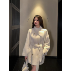 批发LMOMO韩女千金MIU系全羊毛皮毛一体大衣羊羔毛<b class='q'>皮草</b><b class='q'>外套</b>女2025秋冬