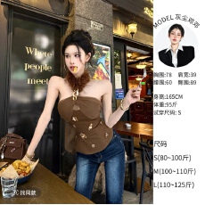 批发灰尘邓邓 【秋梨膏】一字肩钉珠亮片花朵收褶扣环挂脖上衣