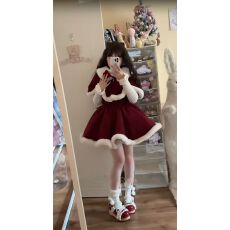 批发圣诞红色元气氛围斗篷披肩纯欲打底衫<b class='q'>冬</b>季新款收腰吊带裙三件套装