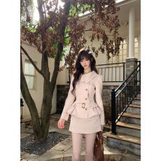 批发法式富家千金小香风套装高级感单排扣风衣外套收腰显瘦短裙<b class='q'>两件</b>套