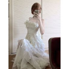 批发法式纯欲风白色荷叶边吊带<b class='q'>连衣裙</b>女蕾丝刺绣修身收腰裙子a字长裙