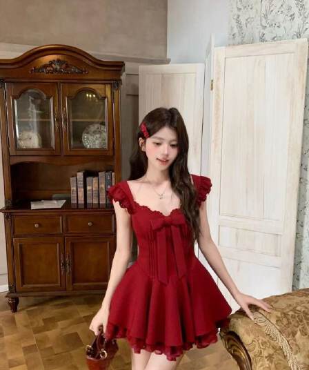 새로운 프랑스식 천 금빛 바람 로즈 레드 레트로 부드러운 품격 나비 매듭 달콤함 패치워크 허리 수축 점프 슈트 미니 스커트 여성