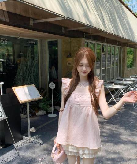 프랑스식 달콤함 부드러운 세트 스퀘어 입 칼라 Feifei 소매 맨위 레이스 코디 하이웨이스트 슬림해 보이는 반신 스커트 투피스 세트
