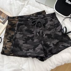 批发美式辣妹时尚百搭抽绳松紧腰显瘦迷彩<b class='q'>短裤</b>阔腿裤<b class='q'>休闲</b>裤a字热裤女