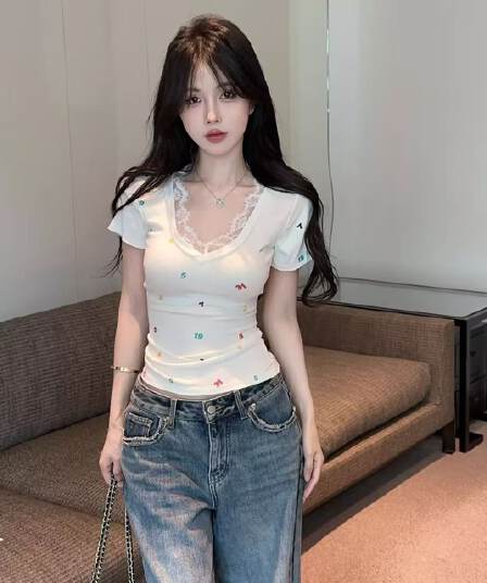 아메리칸 레트로 반팔 티셔츠 여성 디자인 센스 작은 대중 패션 Chic 슈퍼 잘 생긴 맨위 ins