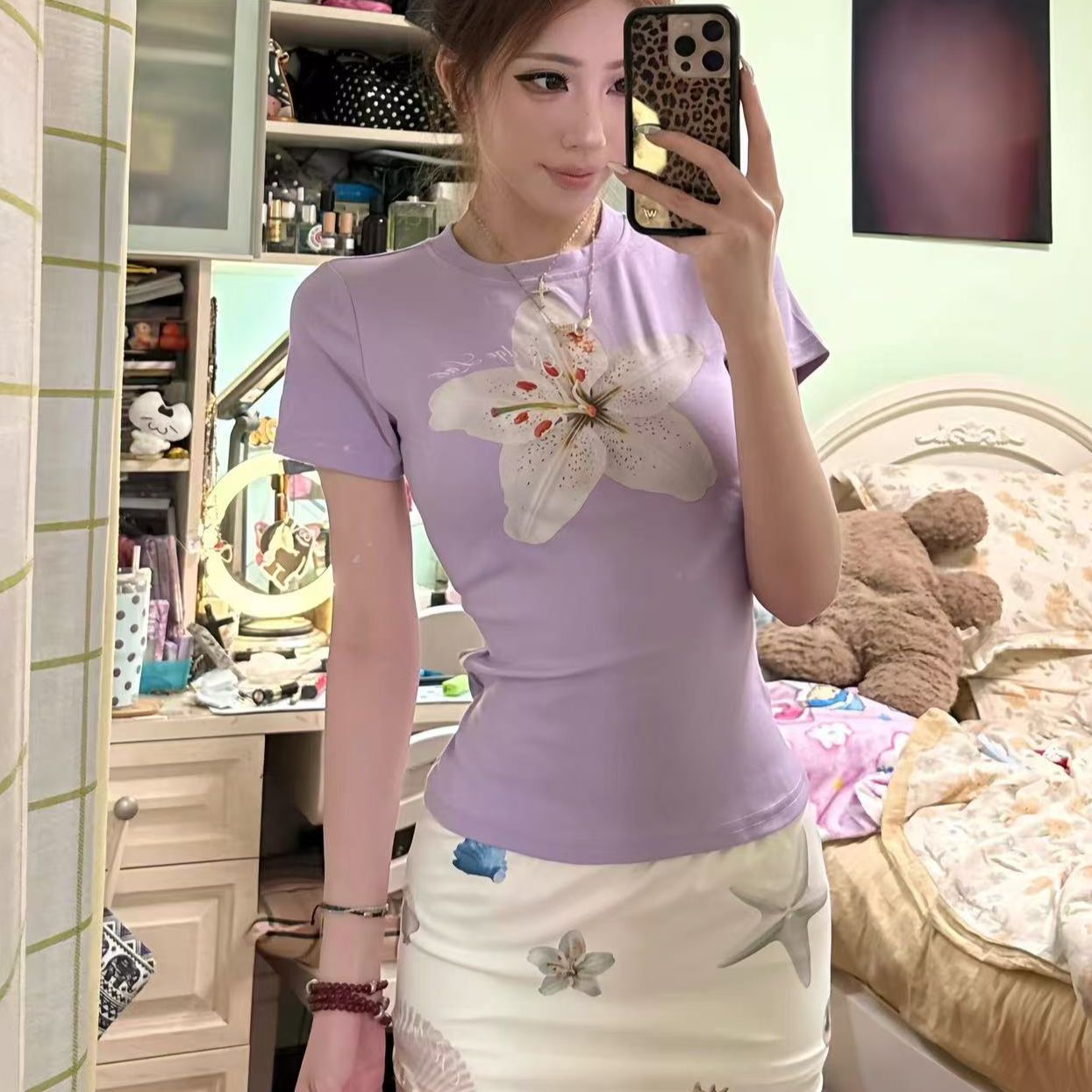 높은 탄력성 긍정적 인 어깨 프린트 반팔 티셔츠 여성