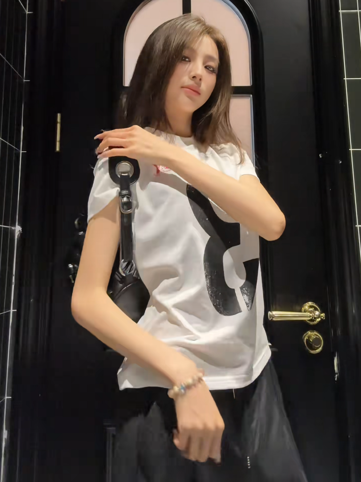 원본 것 순면 220 그램 40 오스트리아 세대 서울 음식 털 느낌 라운드 넥 긍정적 인 어깨 반팔 티셔츠 여성