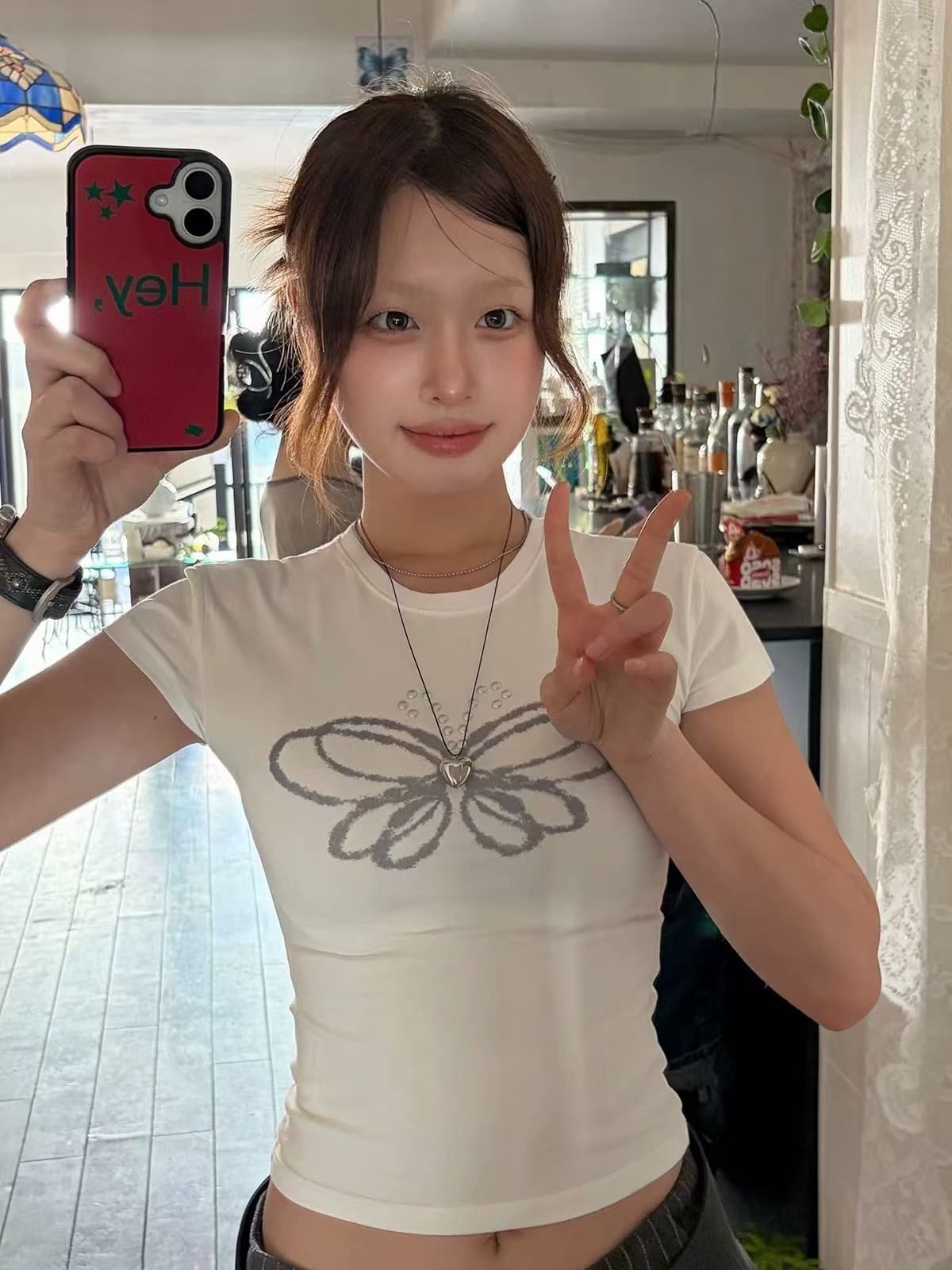 몸매 가꾸기 슬림해 보이는 긍정적 인 어깨 반팔 티셔츠 여성