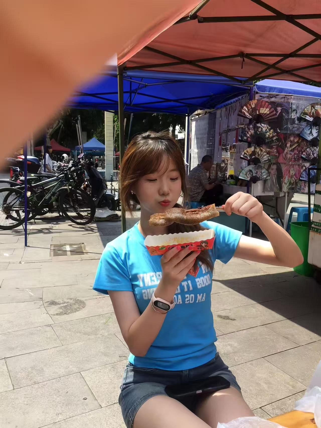 아메리칸 레트로 프린트 반팔 티셔츠 여성 여름 쇼트 스타일 신축성 몸매 가꾸기 슬림해 보이는 캐주얼 맨위