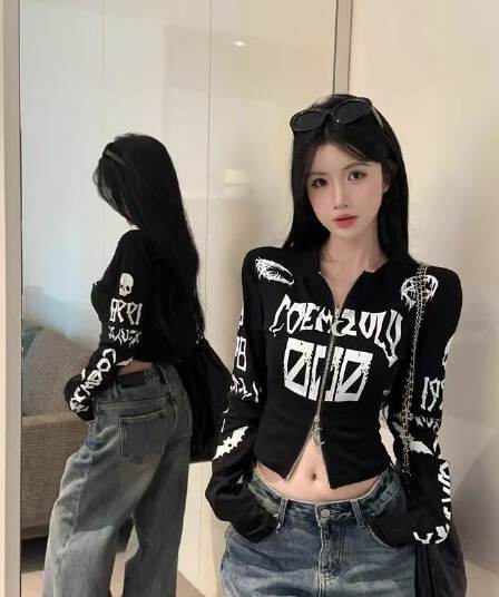 알파벳 긴팔 지퍼 쇼트 스타일 티셔츠 가을 새로운 핫걸 외출용 몸매 가꾸기 슬림해 보이는 프린트 오픈 가디건 만나는 맨위