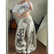批发牛仔裤男女高街港风做旧小众直筒宽松阔腿<b class='q'>裤子</b>