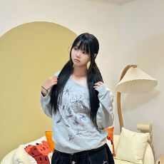 批发【斜领】曼巴棉300克 后包领彩色内外同色印花长袖宽松套头卫衣女