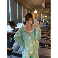 批发美式撞色大纽扣连帽<b class='q'>开衫</b>外套女秋季新款条纹内里休闲上衣潮
