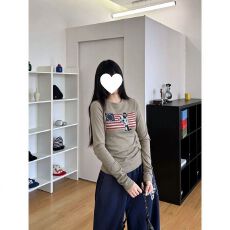 批发人棉260克】美式设计感<b class='q'>修身</b>圆领复古做旧印花长袖T恤女显瘦打底衫