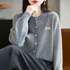 批发<b class='q'>时尚</b>钉珠纽扣针织开衫<b class='q'>外套</b>女2026新款春秋大码女装上衣秋冬毛衣