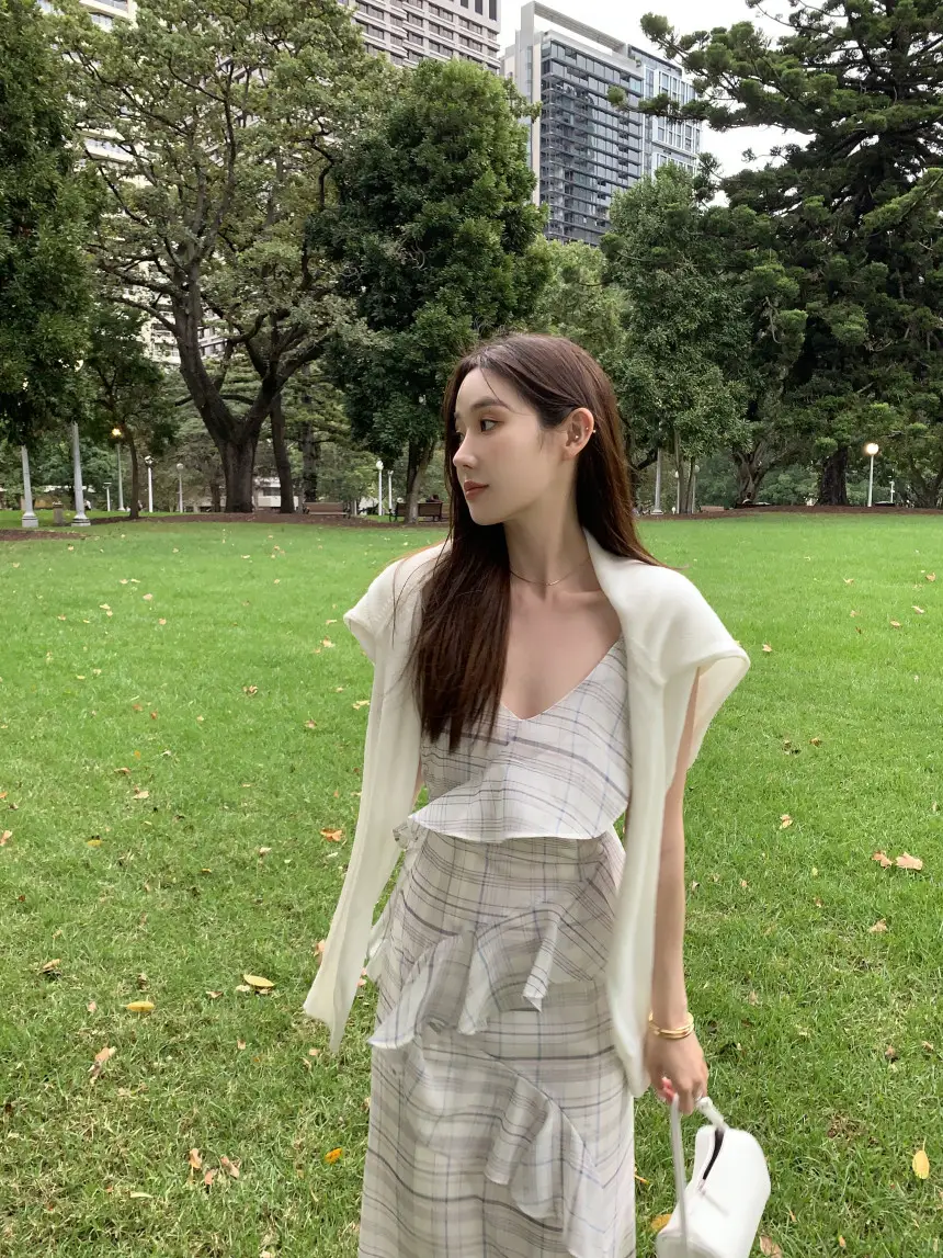 언밸런스 체크 러플 원피스 상세 이미지 7